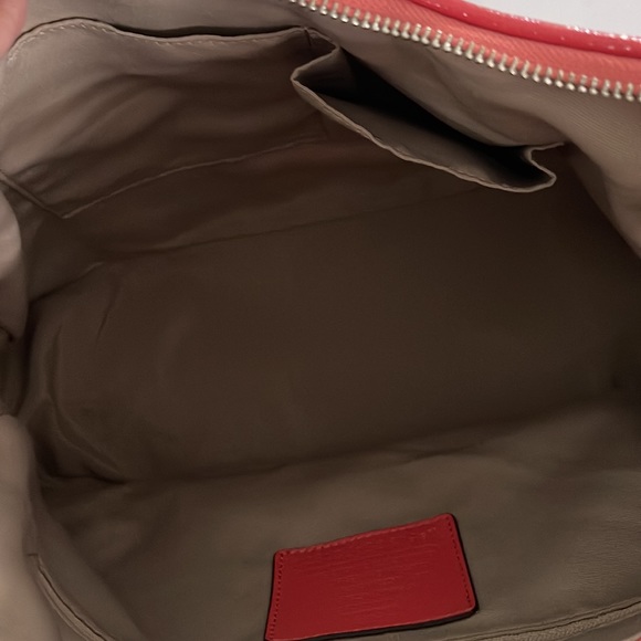 Coach Canvas and Coral double straps Handbag, great used condition. - Picture 8 of 8